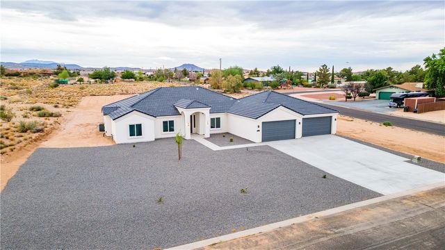 3252 Gold Canyon Court, Kingman, AZ 86401