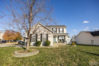 2400 Heather Hill Court, Belleville, IL 62221