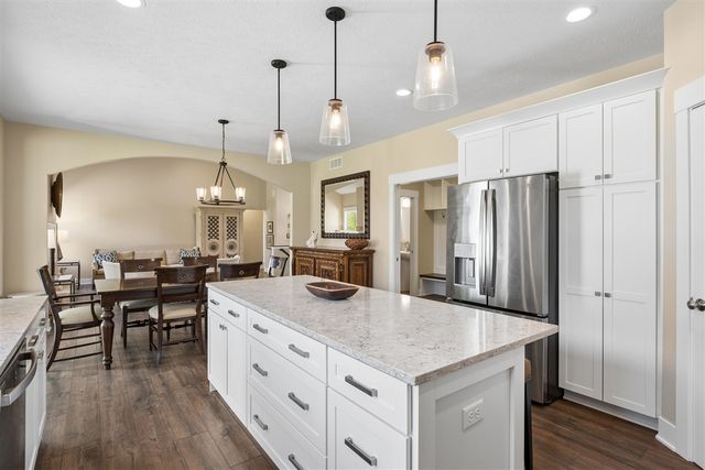 6456 Bentley Drive, Belmont, MI 49306