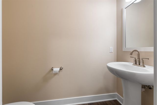 6456 Bentley Drive, Belmont, MI 49306
