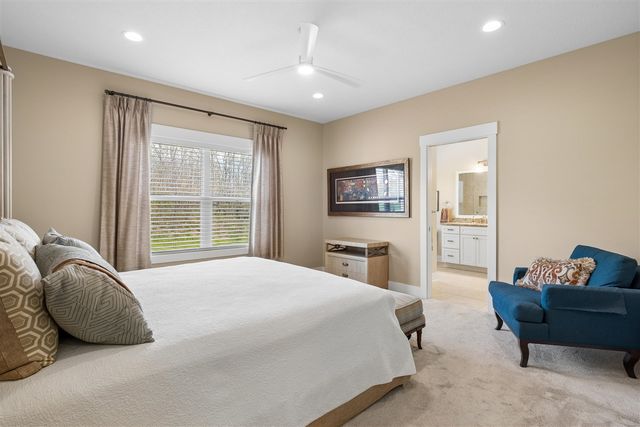 6456 Bentley Drive, Belmont, MI 49306