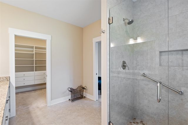 6456 Bentley Drive, Belmont, MI 49306