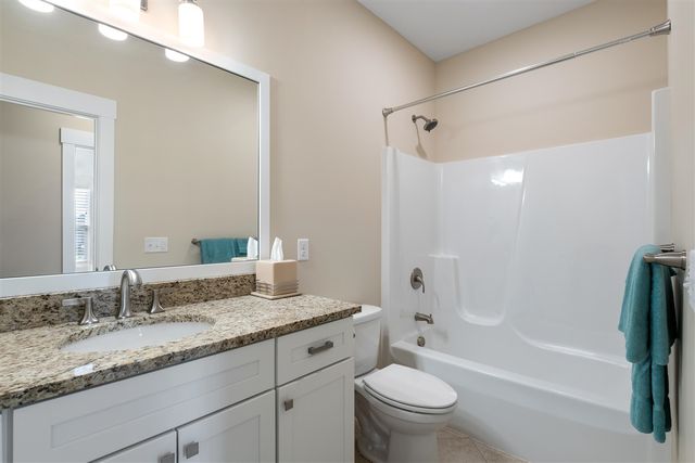6456 Bentley Drive, Belmont, MI 49306