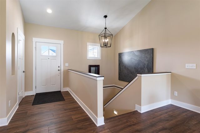 6456 Bentley Drive, Belmont, MI 49306