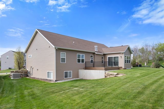 6456 Bentley Drive, Belmont, MI 49306