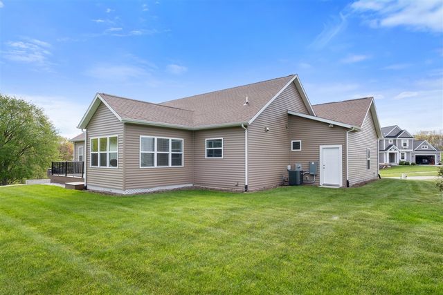 6456 Bentley Drive, Belmont, MI 49306