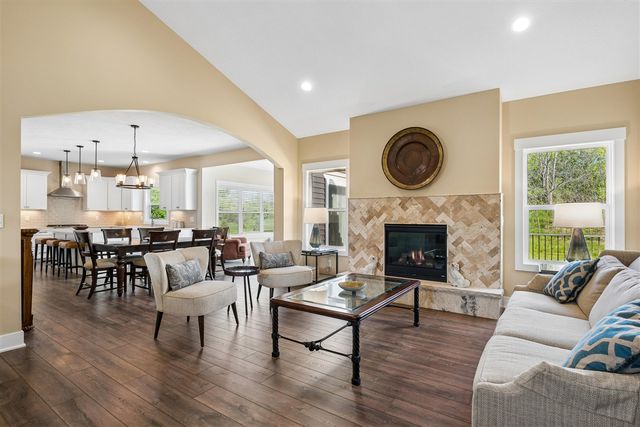 6456 Bentley Drive, Belmont, MI 49306