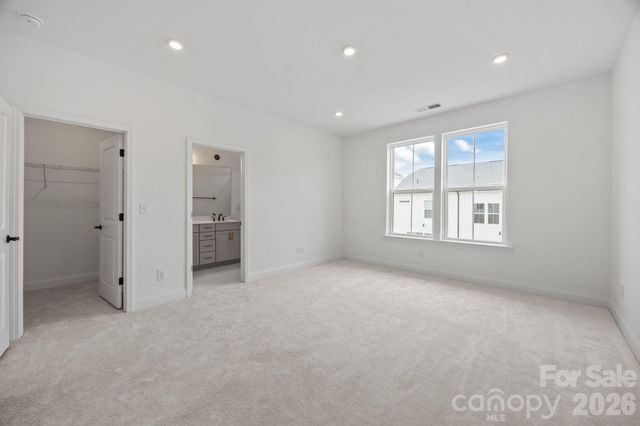 7028 Westrow Avenue, Charlotte, NC 28278