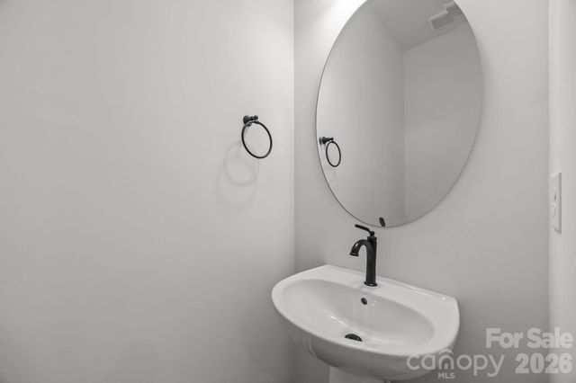 7028 Westrow Avenue, Charlotte, NC 28278