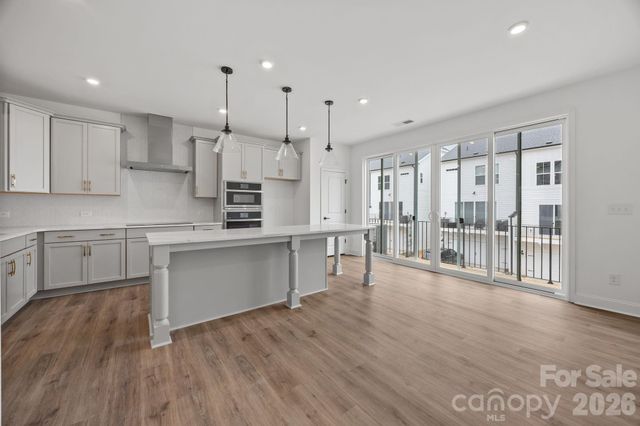 7028 Westrow Avenue, Charlotte, NC 28278