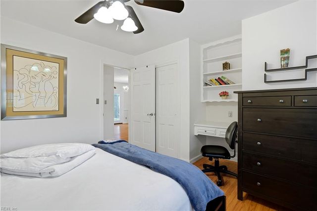 125 S Parliament DR, Virginia Beach, VA 23462