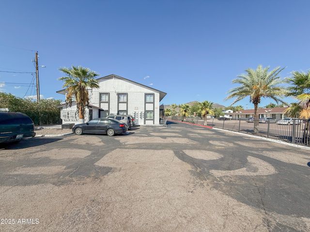 1703 W MOUNTAIN VIEW Road 13, Phoenix, AZ 85021