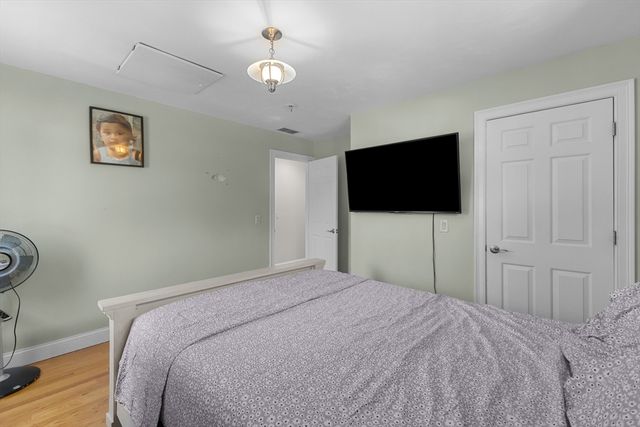781 Grafton St, Shrewsbury, MA 01545