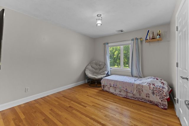 781 Grafton St, Shrewsbury, MA 01545