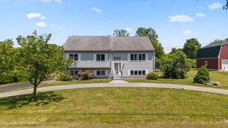 781 Grafton St, Shrewsbury, MA 01545