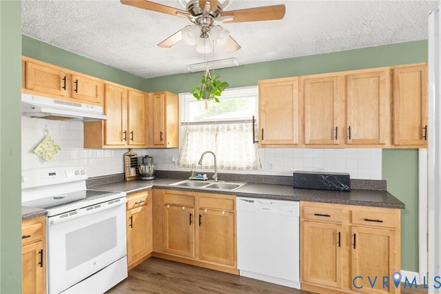 2502 Lee St, Hopewell, VA 23860