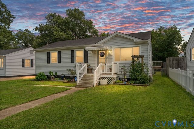 2502 Lee St, Hopewell, VA 23860