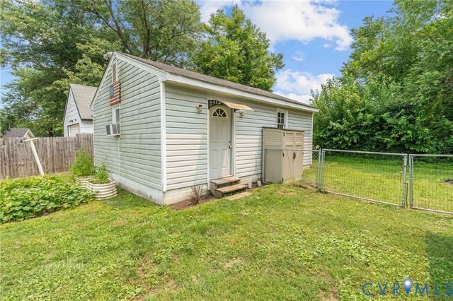 2502 Lee St, Hopewell, VA 23860