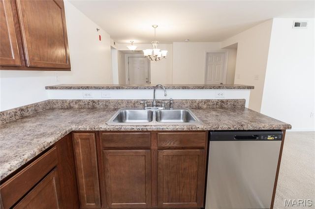 9740 Bexley Station Drive 7G, Unincorporated, MO 63123