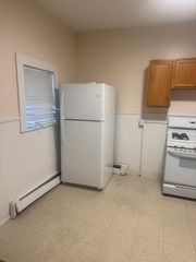 18 Fairview Ave 1, Malden, MA 02148