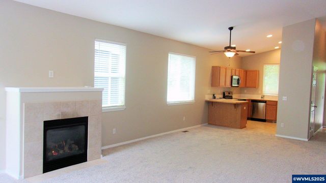 1146 Elm St NW, Salem, OR 97304