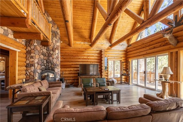 125 Starvation Flats Road, Big Bear Lake, CA 92315