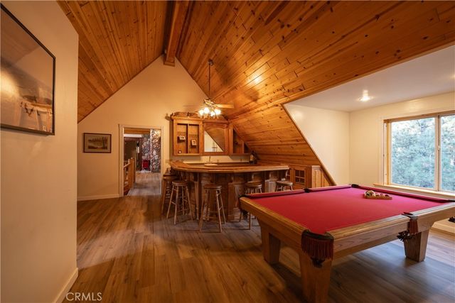 125 Starvation Flats Road, Big Bear Lake, CA 92315