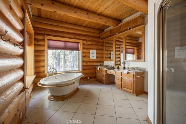 125 Starvation Flats Road, Big Bear Lake, CA 92315