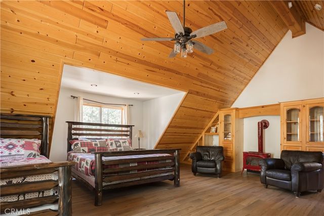 125 Starvation Flats Road, Big Bear Lake, CA 92315