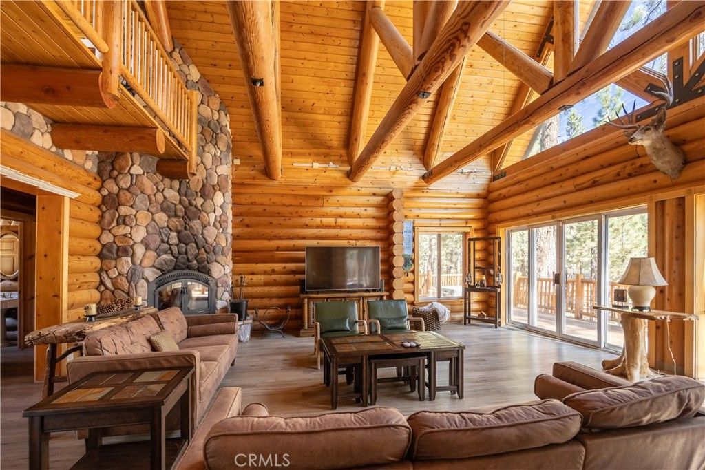 Image 10 of property listing at 125 Starvation Flats Road, Big Bear Lake, CA 92315