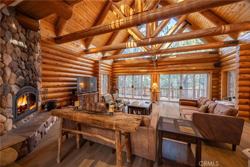 Image 4 of property listing at 125 Starvation Flats Road, Big Bear Lake, CA 92315