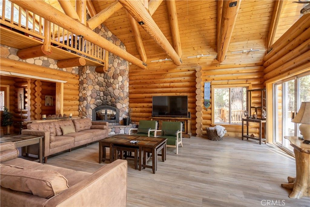 Image 7 of property listing at 125 Starvation Flats Road, Big Bear Lake, CA 92315