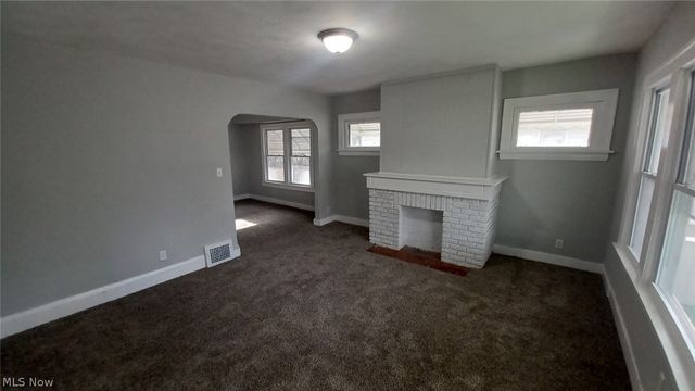 1719 Wayside Road, Cleveland, OH 44112