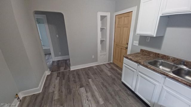 1719 Wayside Road, Cleveland, OH 44112