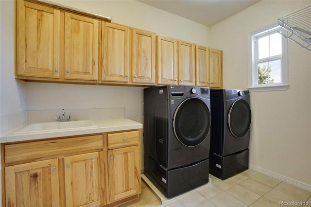 2586 Pemberly Avenue, Highlands Ranch, CO 80126