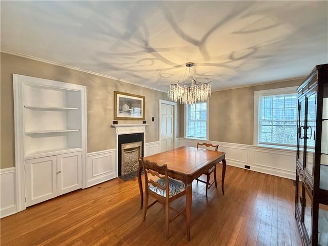 1 Schoolhouse Ln, Shadyside, PA 15232