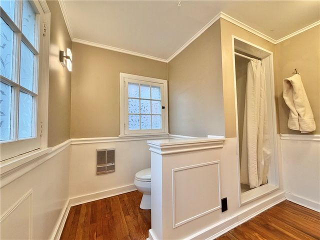 1 Schoolhouse Ln, Shadyside, PA 15232