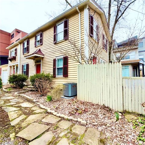 1 Schoolhouse Ln, Shadyside, PA 15232