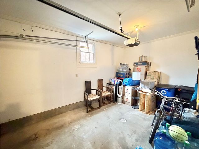 1 Schoolhouse Ln, Shadyside, PA 15232