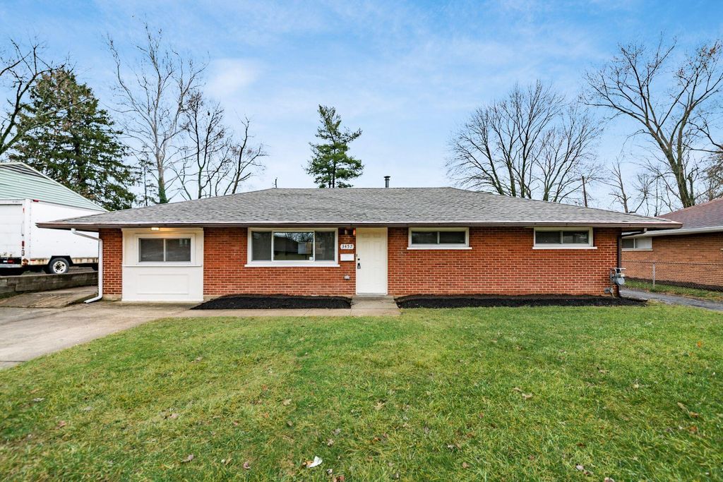 3457 Roswell Drive, Columbus, OH 43227