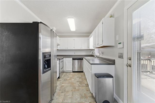 5204 Woodlane Drive, Julian, NC 27283