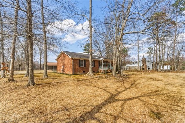 5204 Woodlane Drive, Julian, NC 27283