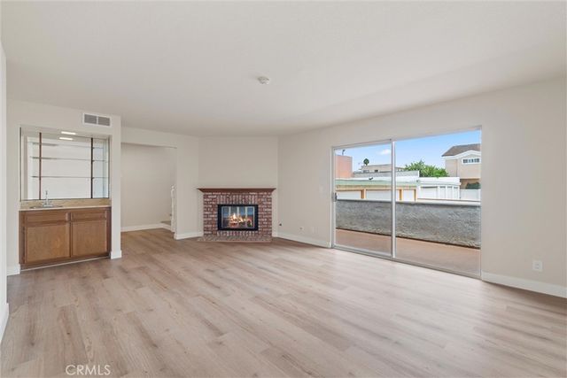 2609 Vanderbilt Lane 4, Redondo Beach, CA 90278
