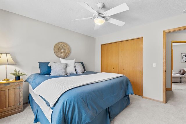 2140 Stone Creek Drive, Chanhassen, MN 55317