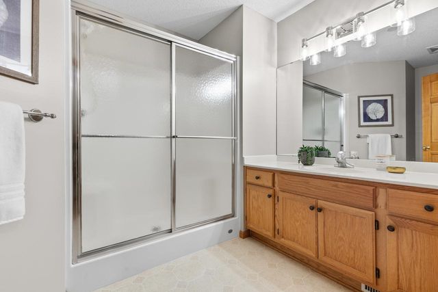 2140 Stone Creek Drive, Chanhassen, MN 55317