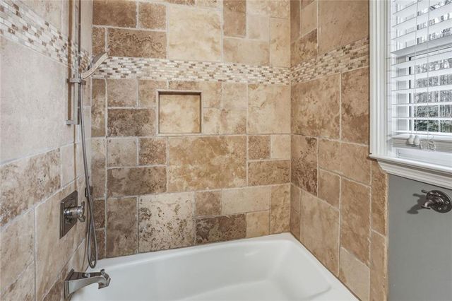 575 Berkeley Lane, Kennesaw, GA 30144