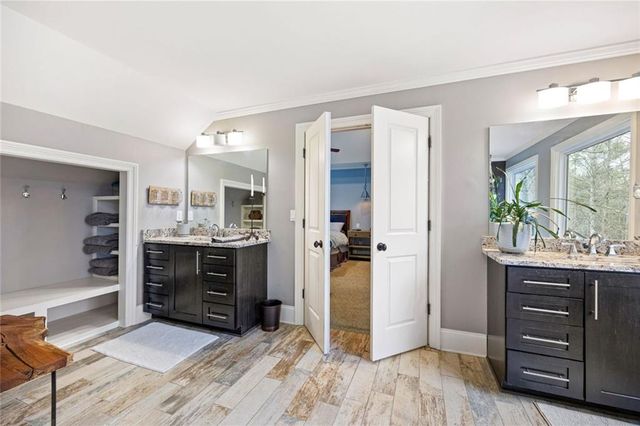 575 Berkeley Lane, Kennesaw, GA 30144