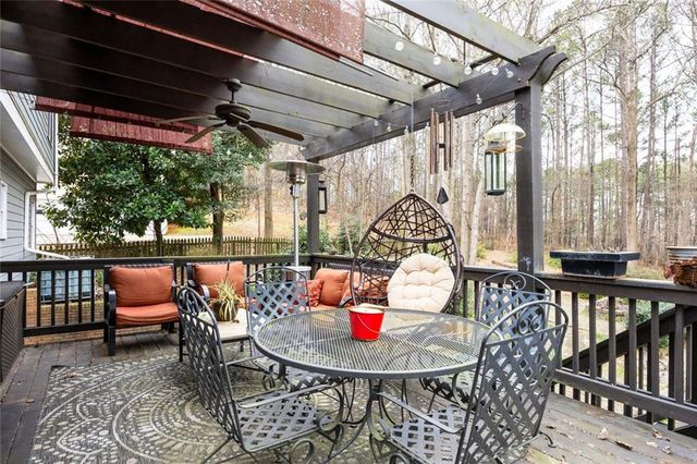 575 Berkeley Lane, Kennesaw, GA 30144