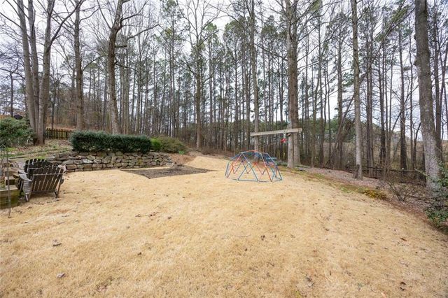 575 Berkeley Lane, Kennesaw, GA 30144