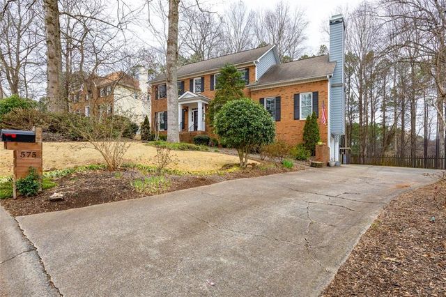 575 Berkeley Lane, Kennesaw, GA 30144